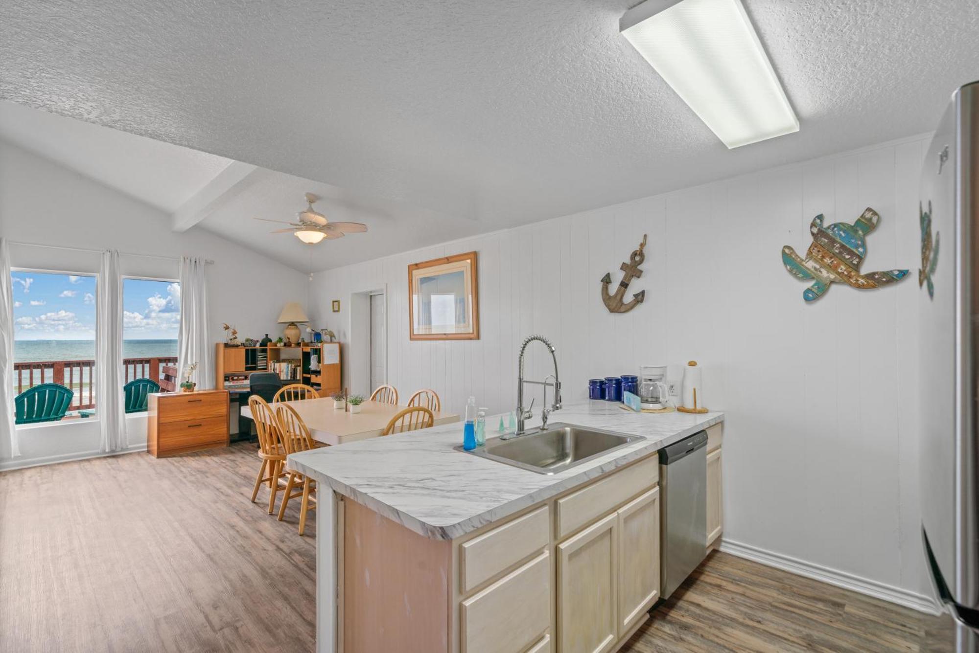 Amazing Oceanfront 2Br Home Cozy Peaceful And Kid And Pet Friendly Freeport Luaran gambar